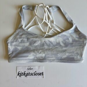 INCOGNITO CAMO JACQUARD - EUC lululemon free to be wild bra A/B cup luxtreme